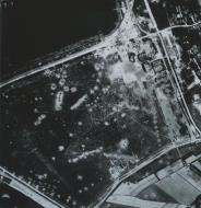 Asisbiz Luftwaffe recon photo showing Waalhaven Rotterdam 13th May 1940 NIOD