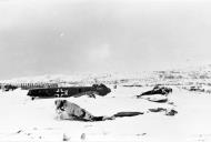 Asisbiz Nordfront Junkers Ju 88D2 1.(F)AGr124 G2+KH belly landing at Kirkenes airfield 19th Feb 1942 01