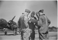 Asisbiz Junkers Ju 88A 1.KG806 M7+GH crew plan their next flight Helsinki Malmi 25th June 1941 20474