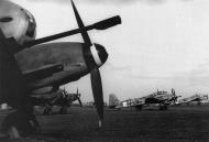 Asisbiz Me 410B2 Hornisse 5.ZG26 3U+BN n 3U+CN dispersal area Konigsberg Neumark 1944 01