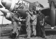 Asisbiz 42 104086 P 38J Lightning 8AF 20FG79FS Lucky Lady Lt Arthur W Heiden nose art left side England 01