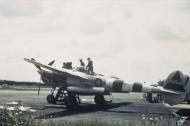 Asisbiz 43 28393 P 38J Lightning 8AF 20FG55FS KIW Wrangler LtCol Cyril Wilson with ground crew June 1944 FRE5420