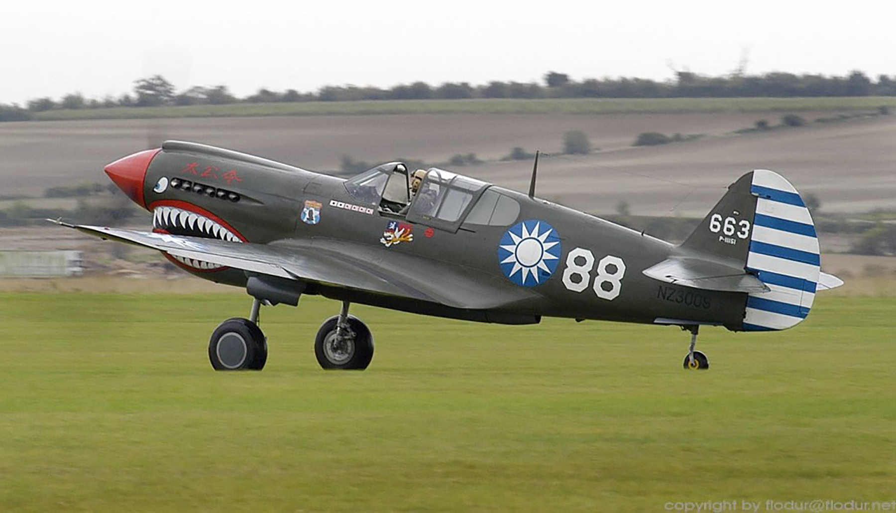 Asisbiz Airworthy Warbird Curtiss P N Warhawk Nz Flying Tigers