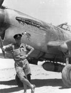 Asisbiz Curtiss P 40E Kittyhawk RAAF 450Sqn OKM AK634 Libya 1942 01