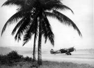 Asisbiz USAAF 43 5505 Curtiss P 40M Kittyhawk RNZAF 14Sqn NZ3072 Black 19 Wairarapa Wildcat Guadalcanal 01