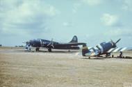 Asisbiz 42 8190 P 47D Thunderbolt 8AF 5ERS with a 96BG B 17F Fortress at Snetterton Heath FRE7488