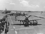 Asisbiz 43 25402 P 47D Thunderbolt 7AF 318FG19FS Smokepole to Saipan via CVE 62 USS Natoma Bay 1st Jun 1944 NA368