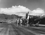Asisbiz USAAF Republic P 47D Thunderbolt 7AF 318FG73FS at Bellows field Oahu Hawaii 15th May 1944 01