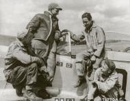 Asisbiz 44 13330 P 51D Mustang 339FG504FS 5QB Picolo Pete Maj Lewis S Peter Jr England 16th Jul 1944 01