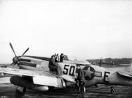 Asisbiz 44 14372 P 51D Mustang 339FG504FS 5QE Beaver Chant Capt Richard E Penrose England 1944 02