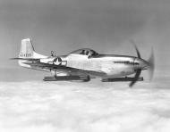 Asisbiz 44 14886 P 51D Mustang 339FG505FS 6ND before coded in flight 01