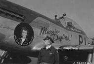 Asisbiz 44 15189 P 51D Mustang 356FG360FS PIB Margie Darling Capt Robert E Barnhart England 1944 01