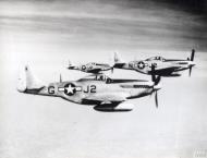 Asisbiz 44 14827 P 51D Mustang 479FG435FS J2N Capt Verne E Hooker in formation with J2J and J2G FRE13507