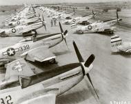 Asisbiz P 51D Mustang 7AF 21FG531FS lined up at Iwo Jima 25th Mar 1945 01