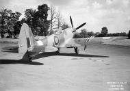 Asisbiz Spitfire F24 PK713 Oct 1946 03