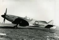 Asisbiz Spitfire 8 Proyotype JF319 England late 1943 01