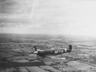 Asisbiz Spitfire MkVb RAF 121Sqn AVR Olg BM590 based at Debden Essex IWM CH7341