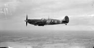 Asisbiz Spitfire MkVb RAF 121Sqn AVR Olga BM590 Debden Essex later USAAF 4FG Dec 1941 01