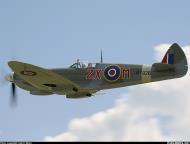 Asisbiz Airworthy Spitfire warbird MkVIII RAF 145Sqn ZXM MT928 02