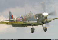 Asisbiz Airworthy Spitfire warbird MkVIII RAF 145Sqn ZXM MT928 07