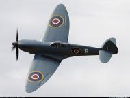 Asisbiz Airworthy Spitfire warbird PRXI RAF 16Sqn R PL965 pre D day 01