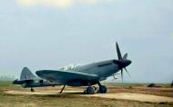 Asisbiz Spitfire PRXIX RAF Benson V PS831 Dec 1944 01