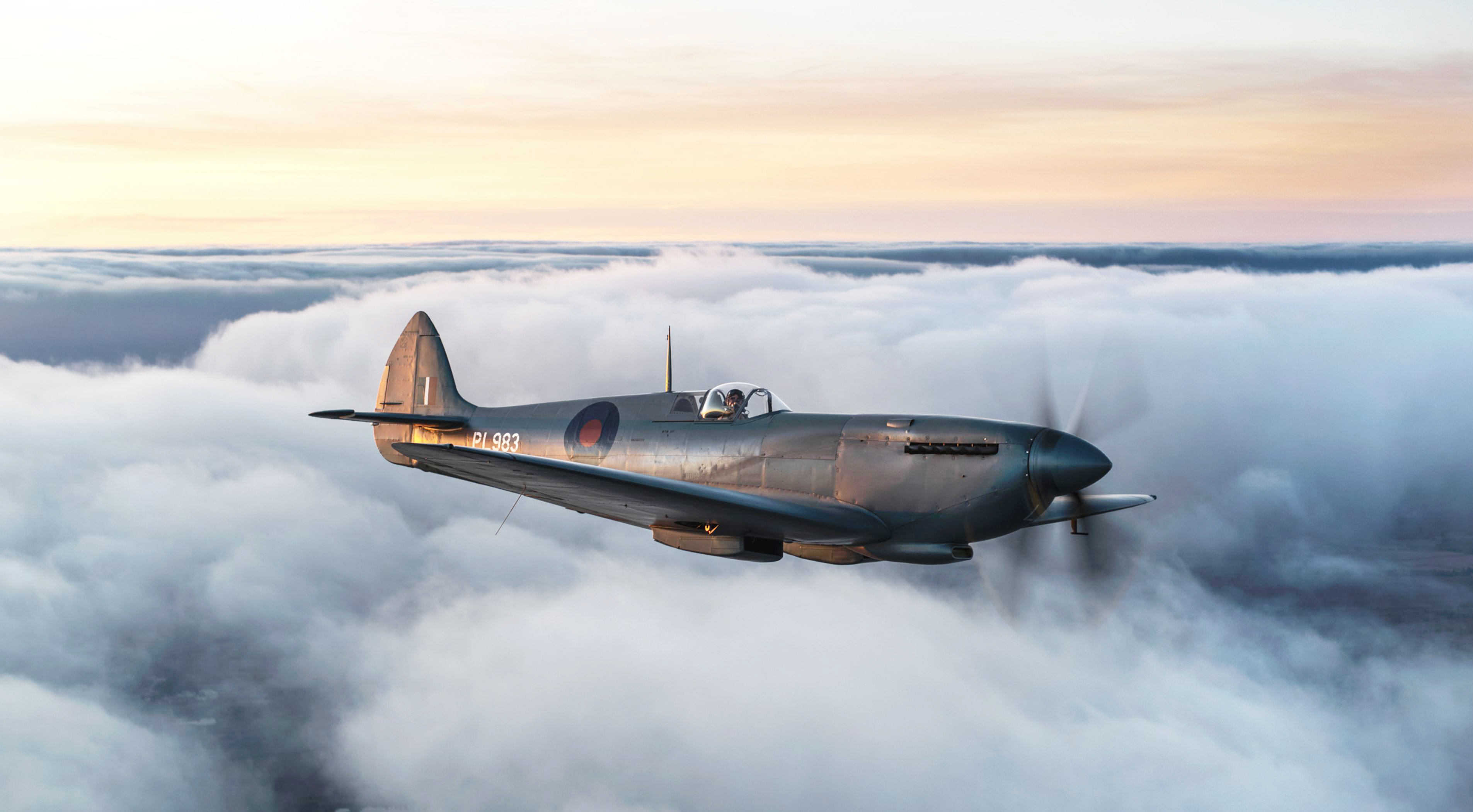 Asisbiz Spitfire Prxi Pl Airworthy Warbird Photos By George Romain