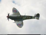 Asisbiz Airworthy Spitfire warbird LFIX RAF 32Sqn GZ 7 MJ730 CBAF7243 N730MJ 01