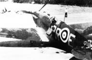 Asisbiz Spitfire MkI RAF 609Sqn PRE England 1940 01