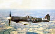 Asisbiz Spitfire F21 RAF 615Sqn LA195 RAVE Biggin Hill 1946 01