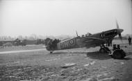 Asisbiz Spitfire MkVc RAF 64Sqn SHB engine test at Hornchurch May 1942 web 01