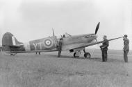 Asisbiz Spitfire MkIIa RAF 65Sqn YTW City of Norwich P8147 at Kirton in Lindsey England 1941 01