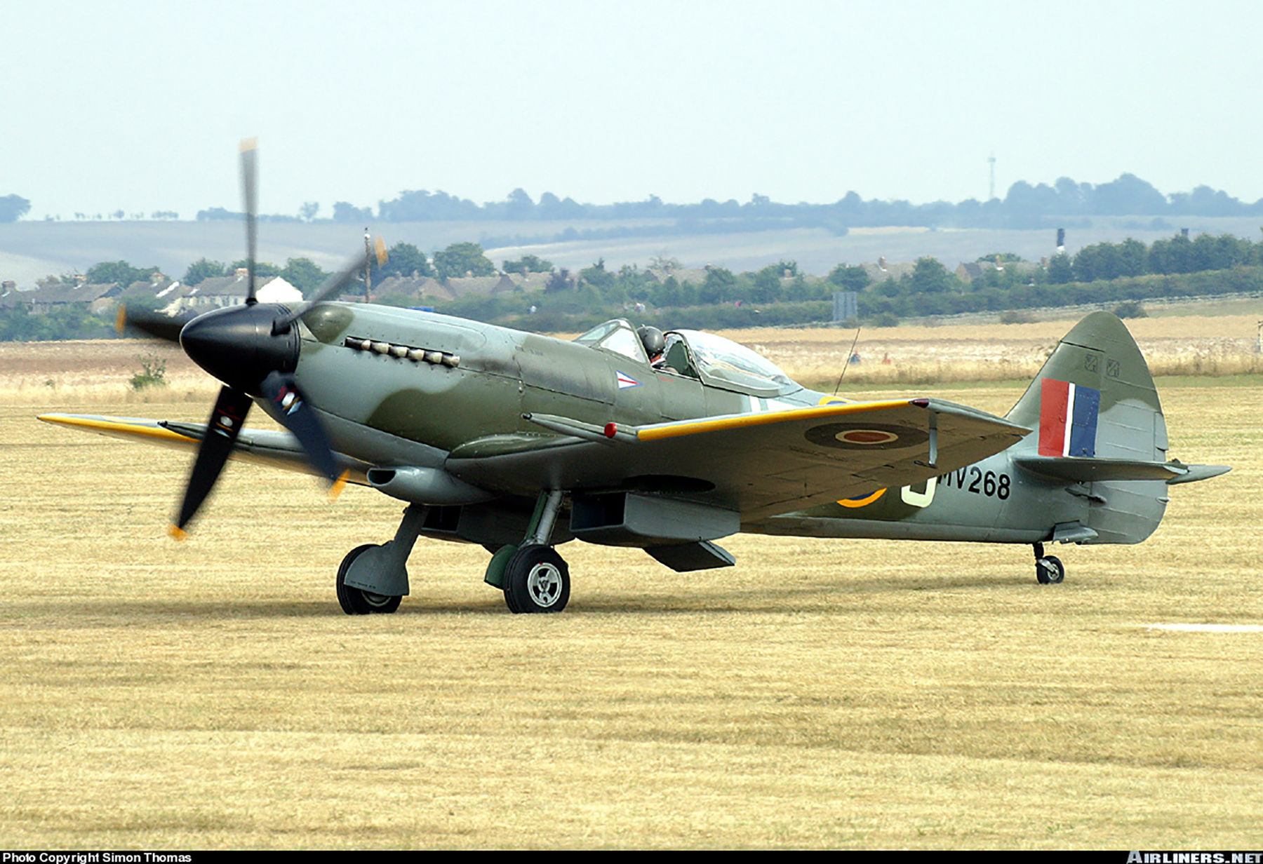 Asisbiz Spitfire XIV RAF 91Sqn JEJ MV268 airworthy warbird 01 5