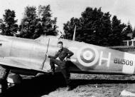 Asisbiz Spitfire MkVb RCAF 402Sqn AEH Harlen Fuller BM509 May 1942 01