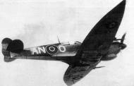 Asisbiz Spitfire MkVII c wing RCAF 417Sqn ANO Italy 1944 01