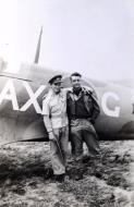 Asisbiz Spitfire SAAF 1Sqn AXG Italy 1943 01