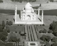 Asisbiz 42 96748 Curtiss C 46A Commando does a low fly over of the Taj Mahal India NA159