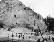 Asisbiz British and American Airbourne troops cross the Irrawaddy river during the battle for Meiktila Feb 1945 NA163