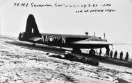 Asisbiz Vickers Wellington BX RNZAF 75Sqn AAN X3462 being loaded up at Feltwell England 01