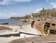 Asisbiz Japanese Zero abandoned on the beach after the Battle of Cape Esperance Oct 1942 ASC01