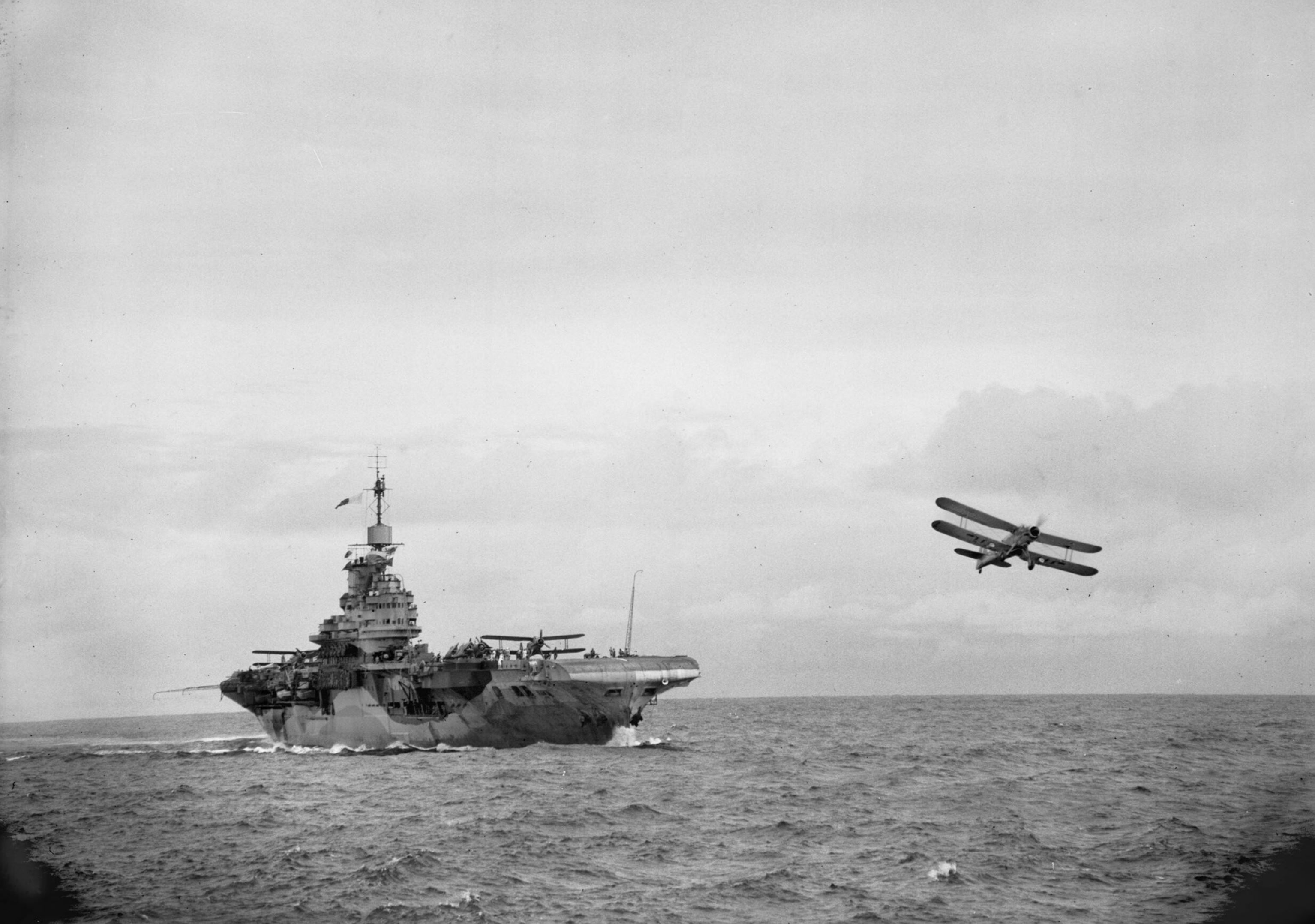 T me an rn carrier африка. HMS Formidable 1901. HMS Formidable.