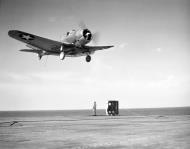 Asisbiz Douglas SBD Dauntless scout bomber goes around for another landing attempt on USS Ranger (CV 4) circa June 1942 80 G K 741